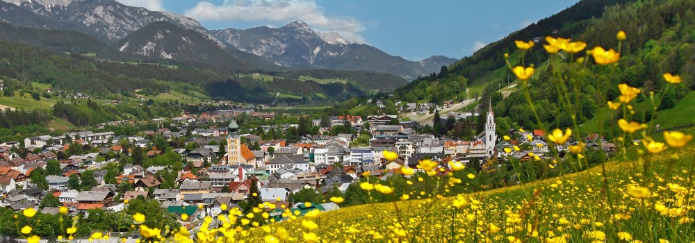 Blick auf Schladming im Sommer (© Region Schladming-Dachstein, Herbert Raffalt)